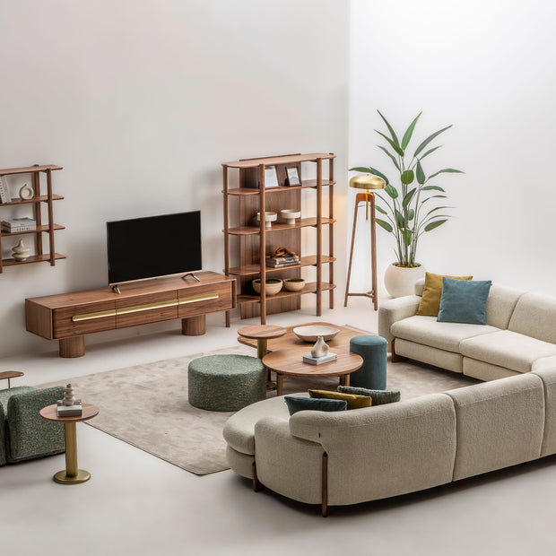 Nola catalogue furniture scene